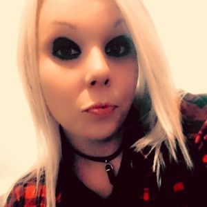 Meet your Posher, Britani